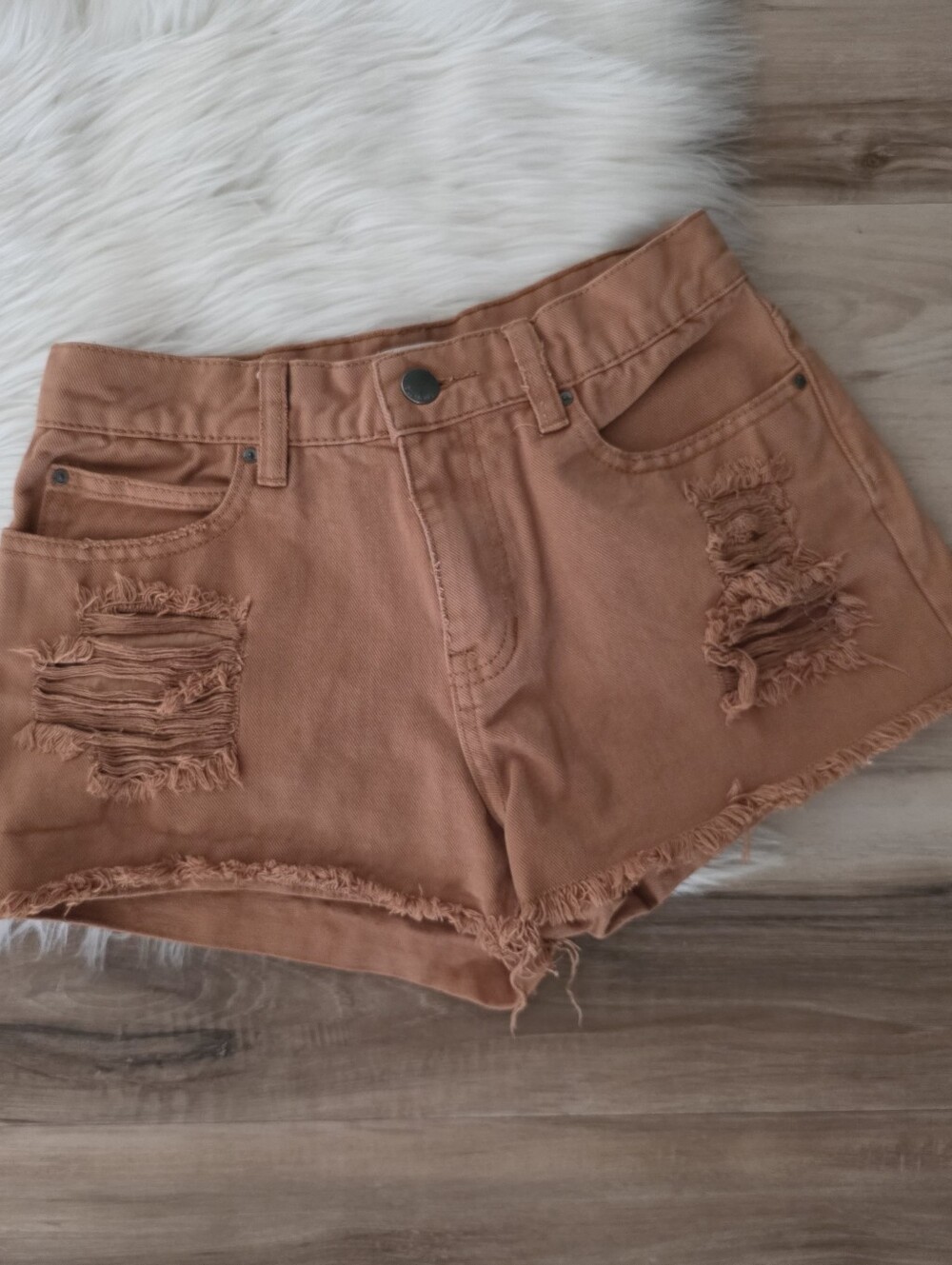 Women's Billabong Brown Tan Distressed Jean Shorts - Size 25